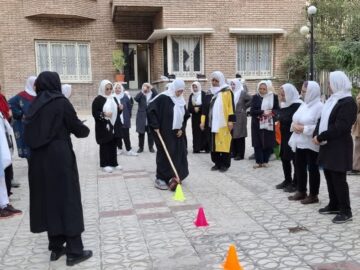 برگزاری مسابقات نشاط سالمندی محله بهار توسط مسجد آرمانی خرقانی