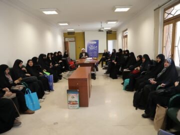 برگزاری کارگاه دانش‌افزایی «هنر تعالی» در خانه موزه بازار برای مربیان آرمانی