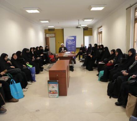 برگزاری کارگاه دانش‌افزایی «هنر تعالی» در خانه موزه بازار برای مربیان آرمانی