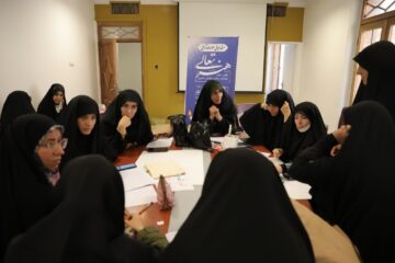 برگزاری کارگاه دانش‌افزایی «هنر تعالی» در خانه موزه بازار برای مربیان آرمانی