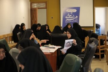 برگزاری کارگاه دانش‌افزایی «هنر تعالی» در خانه موزه بازار برای مربیان آرمانی