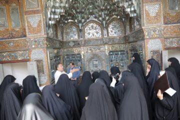 برگزاری کارگاه دانش‌افزایی «هنر تعالی» در خانه موزه بازار برای مربیان آرمانی