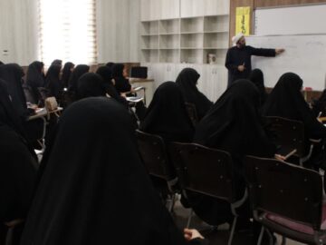برگزاری دوره توانمندسازی مربیان خواهر آرمانی منطقه ۱۵ و ۳ در مشهد مقدس