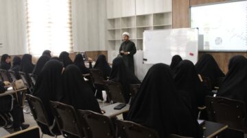 برگزاری دوره توانمندسازی مربیان خواهر آرمانی منطقه 15 و 3 در مشهد مقدس