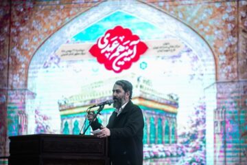 همعهدی بانوان آرمانی با آرمانهای انقلاب در حرم امام خمینی(ره)