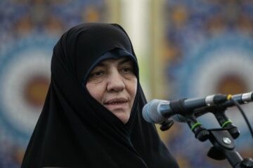 همعهدی بانوان آرمانی با آرمانهای انقلاب در حرم امام خمینی(ره)