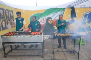 شهر کودکان و نوجوانان آرمانی در اجتماع امام رضایی‌های میدان آزادی به همت ستاد شهید آرمان