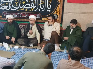 تجدید عهد با قهرمانان؛ غبارروبی مزار شهدا توسط اعضای ستاد شهید آرمان