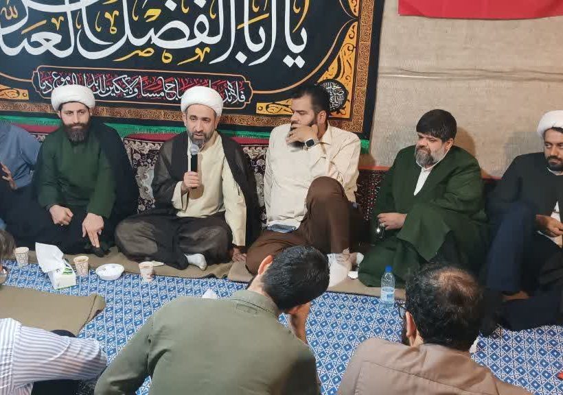 تجدید عهد با قهرمانان؛ غبارروبی مزار شهدا توسط اعضای ستاد شهید آرمان