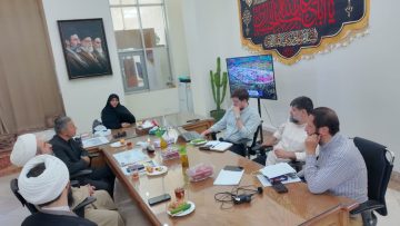بازدید خانواده شهید علی‌وردی از قرارگاهی که نام فرزندشان را بر پیشانی دارد