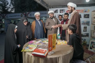 روایت پیشرفت اعتکافهای نوجوانانه در نمایشگاه «وصل آرمانی»؛ تجلی الگوی موفق مساجد آرمانی تهران در قاب کنگره ملی اعتکاف